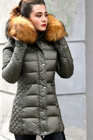 ​​​ROCKANDBLUE Dunjakke Style: Beam Mid. Army / Dark  Natural Faux Fur. Nice-To-Have: 2.399,-  Pre-Winther-Sale: 1.919,-