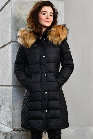 ​ROCKANDBLUE dunjakke. Style: Beam . Black / Light Natural Faux Fur. Best-Seller: 2.699,- Pre-Winther-Sale: 1.800,-
