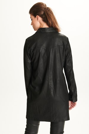 Notyz Dame Skindjakke. Style: 10.568. Black. Hidden Buttons. Must have: 1.899,- (Spar. 10% V.I.P. Rabat)