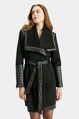 ​ROCKANDBLUE Wool/Uld Frakke. Style: Funnel Coat. Colour: Black. Must have: 2.199,- Nu: 1.539,-