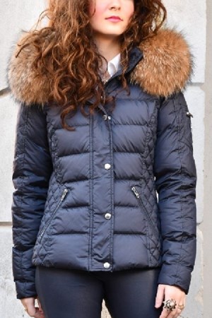 ​ROCKANDBLUE Dunjakke. Style: Zora. Elipse / Natural Raccoon. Must Have: 2.899,-  V.I.P. Pris: 2.609,-