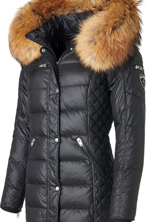 ​ROCKANDBLUE Dunjakke. Style: Beam Mid. Black / Natural Raccoon. Nu op til str.. 50. Need-To-Have: 2.999,- Pre-Winther-Sale: 2.399,- / Faux Fur: 1.919,-