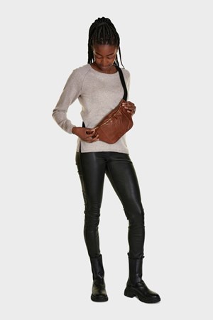 Butterfly / Notyz Bumbag / Bæltetaske. Style 10.0093. Dark Cognac. SALE: 300,-